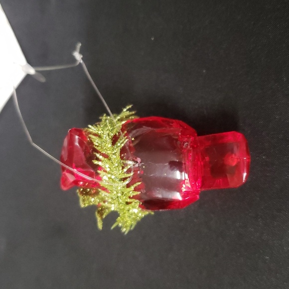 Ganz Kissing Krystals NWT Cardinal With Mistletoe Ornament - Picture 3 of 6